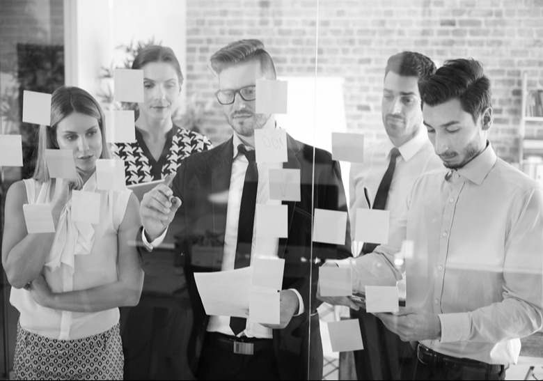 10 Best Claude Prompts for Business Leaders to Improve Decision-Making 